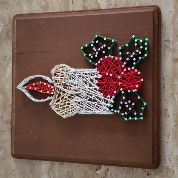 Christmas Candle String Art - Picture 2 of 2
